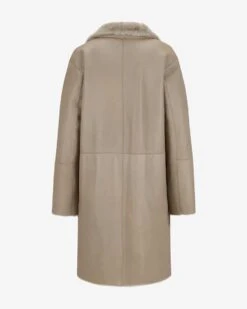 Copenhagen Wende-Lammfellmantel Taupe 9 Copenhagen Wende-Lammfellmantel Taupe -Damenmodegeschäft 00781708 001 4